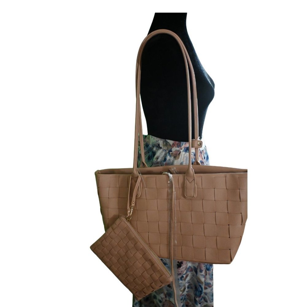Blush Shoulder Bag with Matching Detachable Wallet​​​